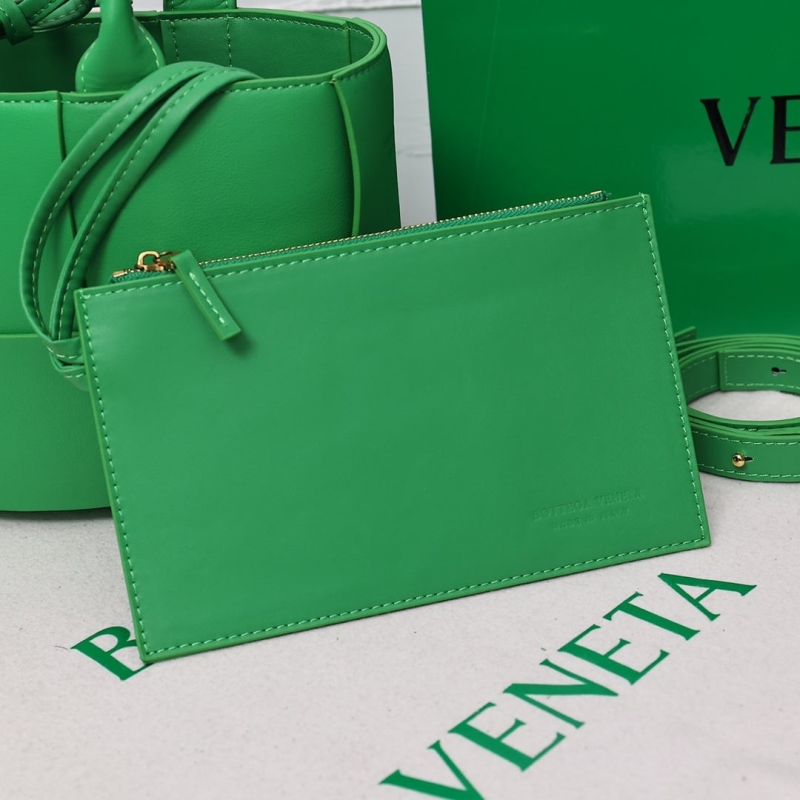 BV Shopping Bags